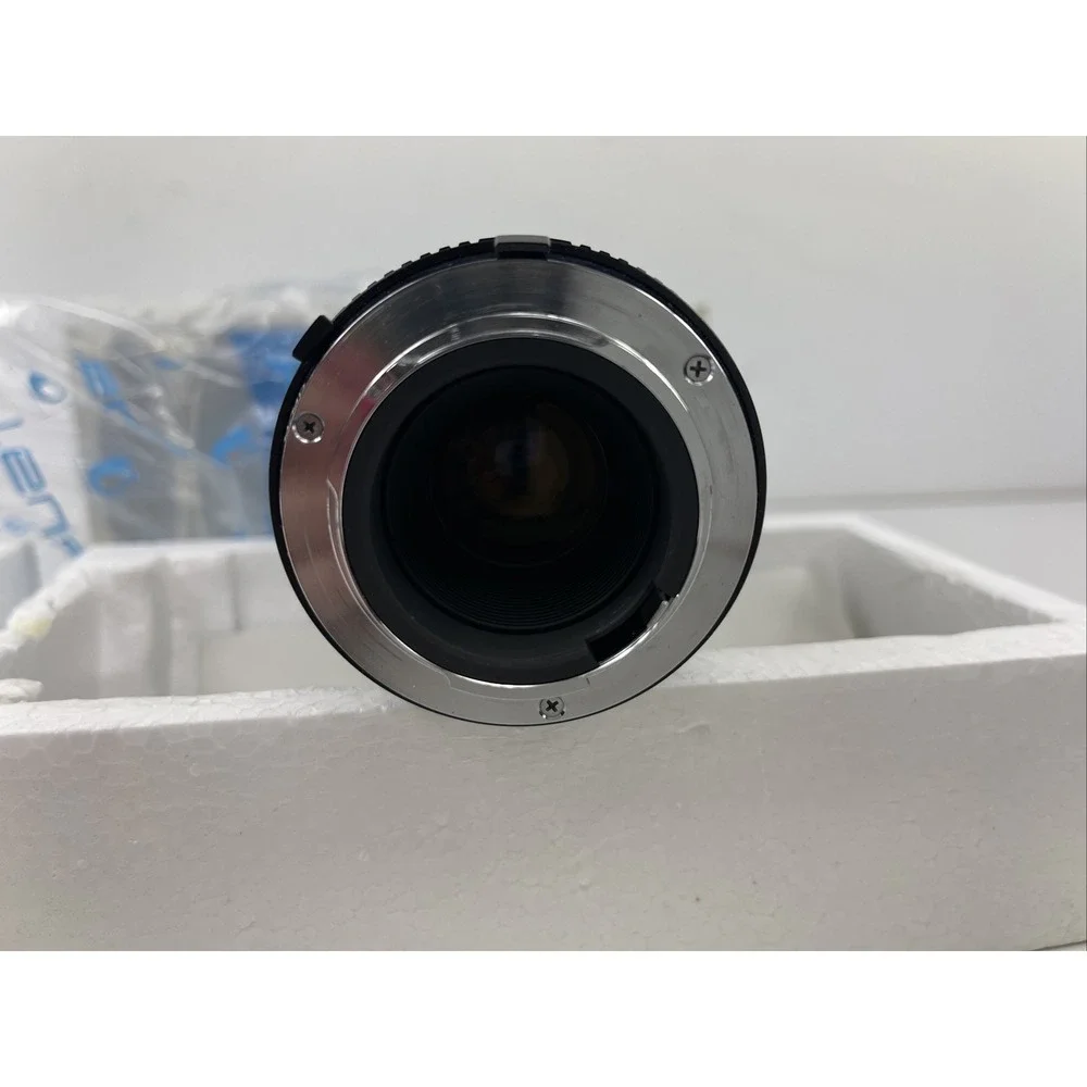 New Tokina SZ-820 80-200mm F-4 Camera Lens‎
